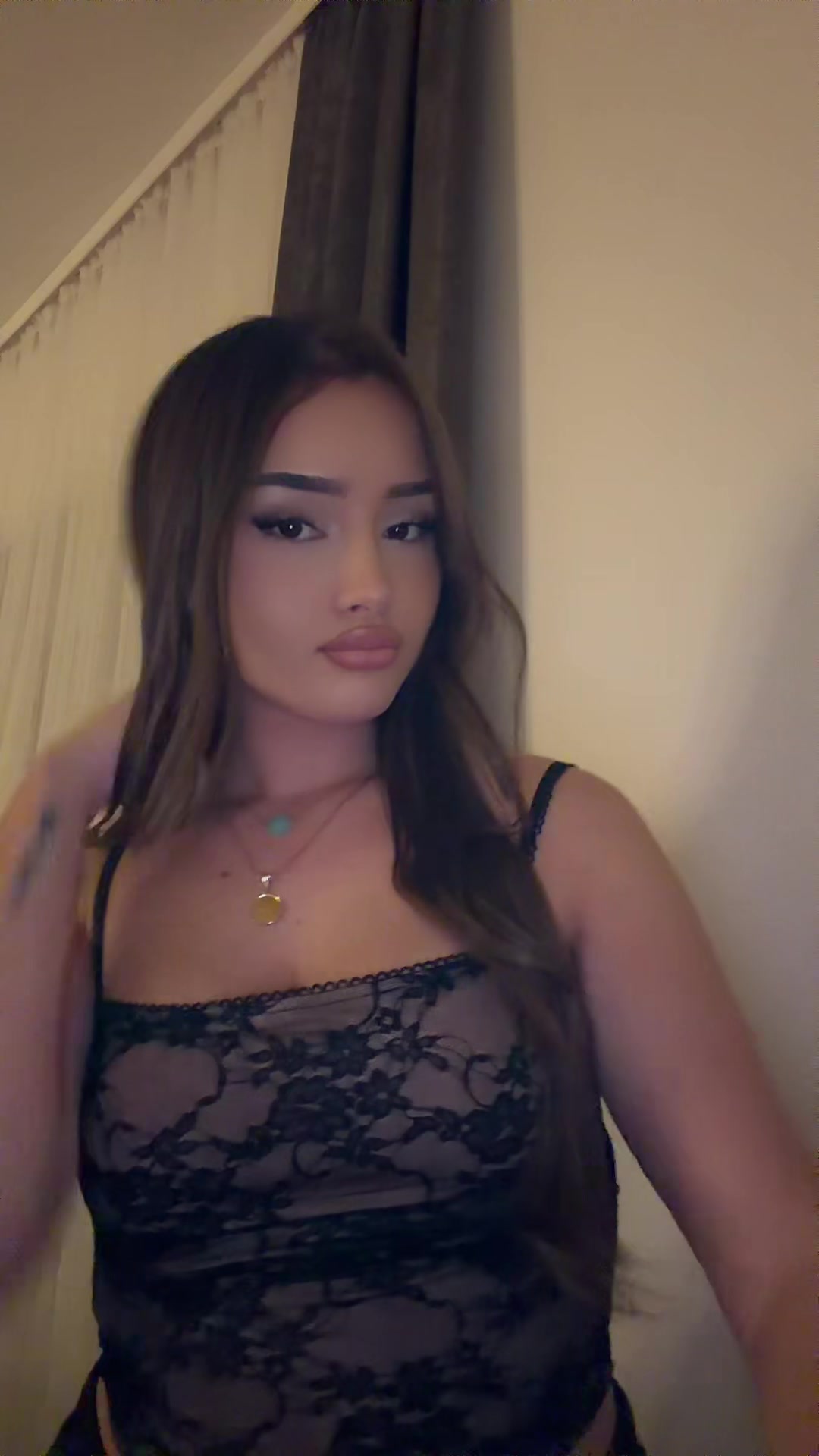 @𝑚𝑒𝑙𝑖𝑠𝑎