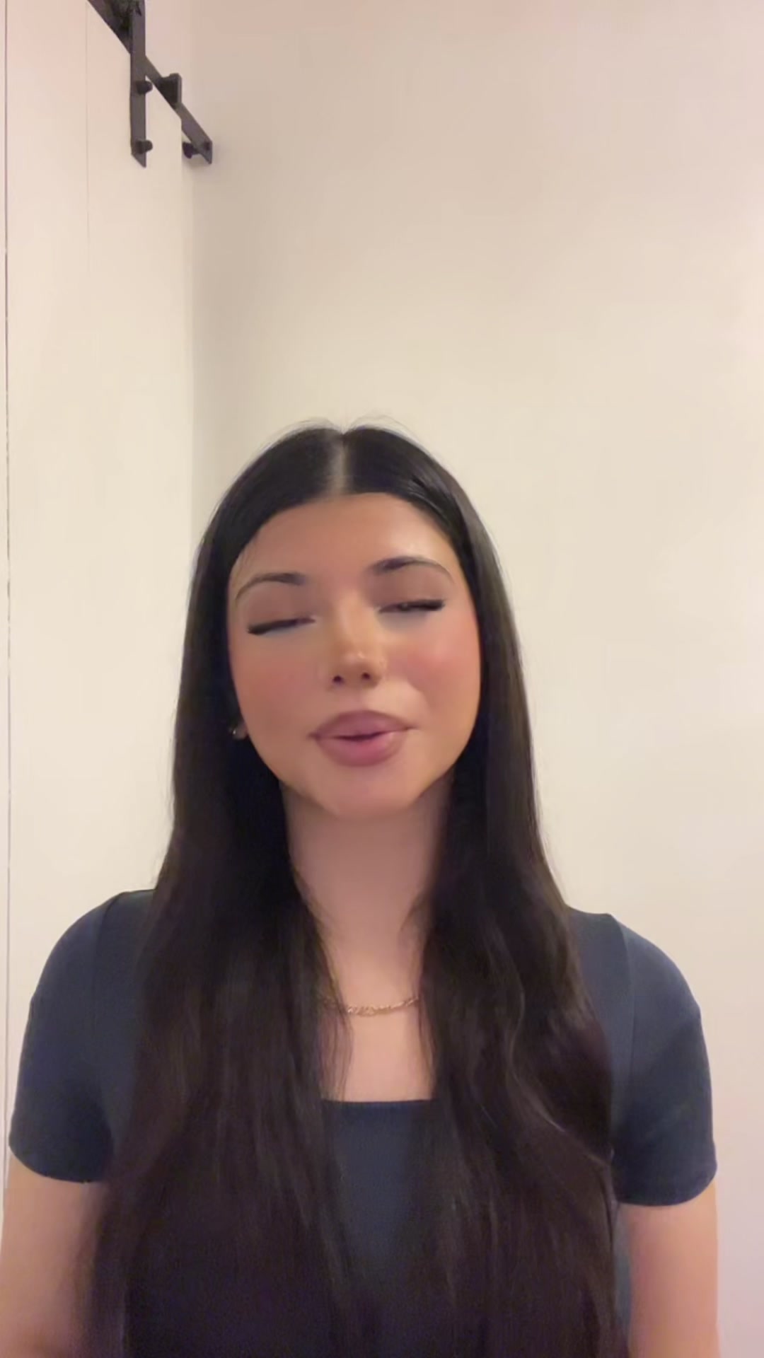 @Ravina_kurdin