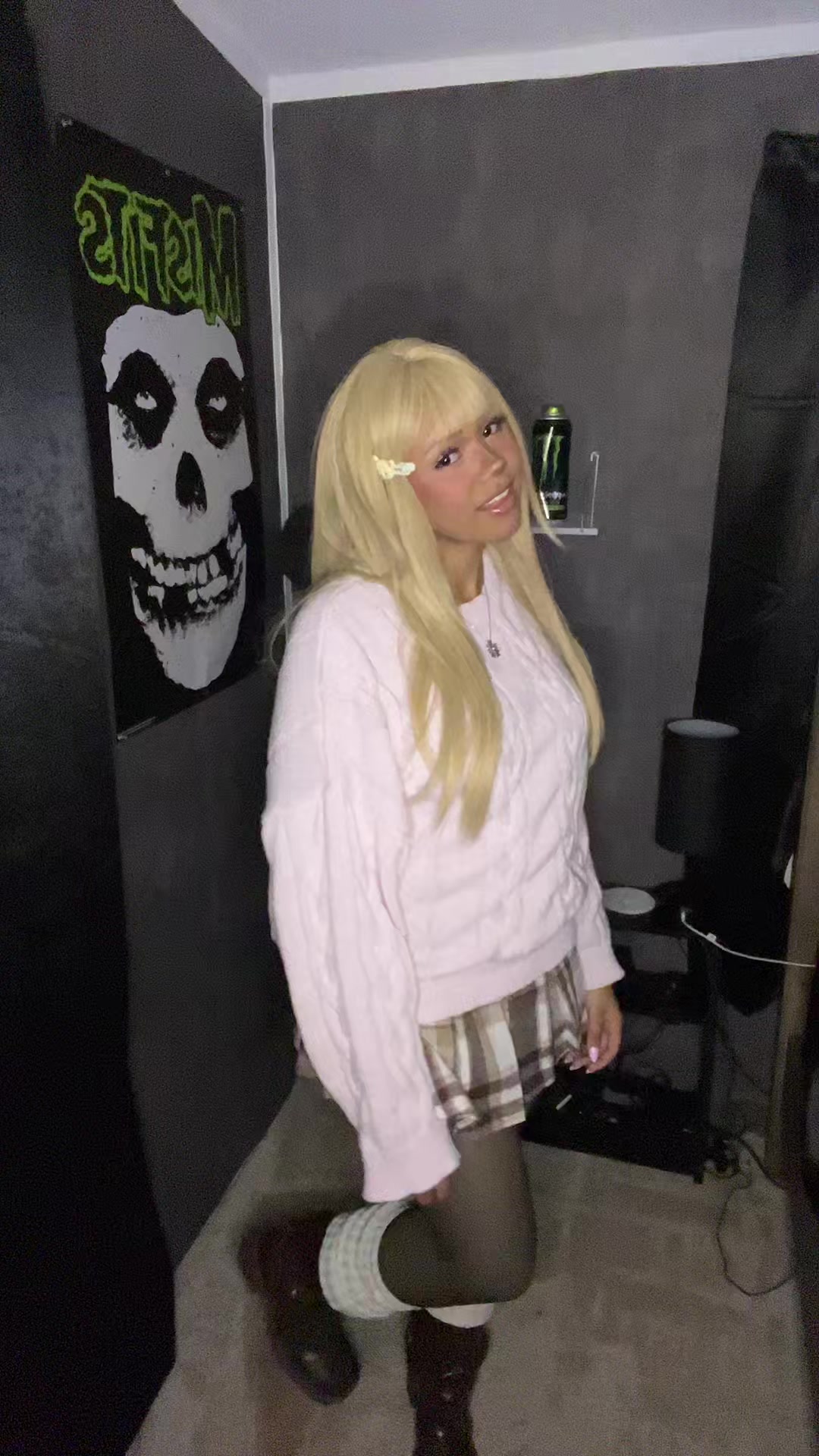 @Doll