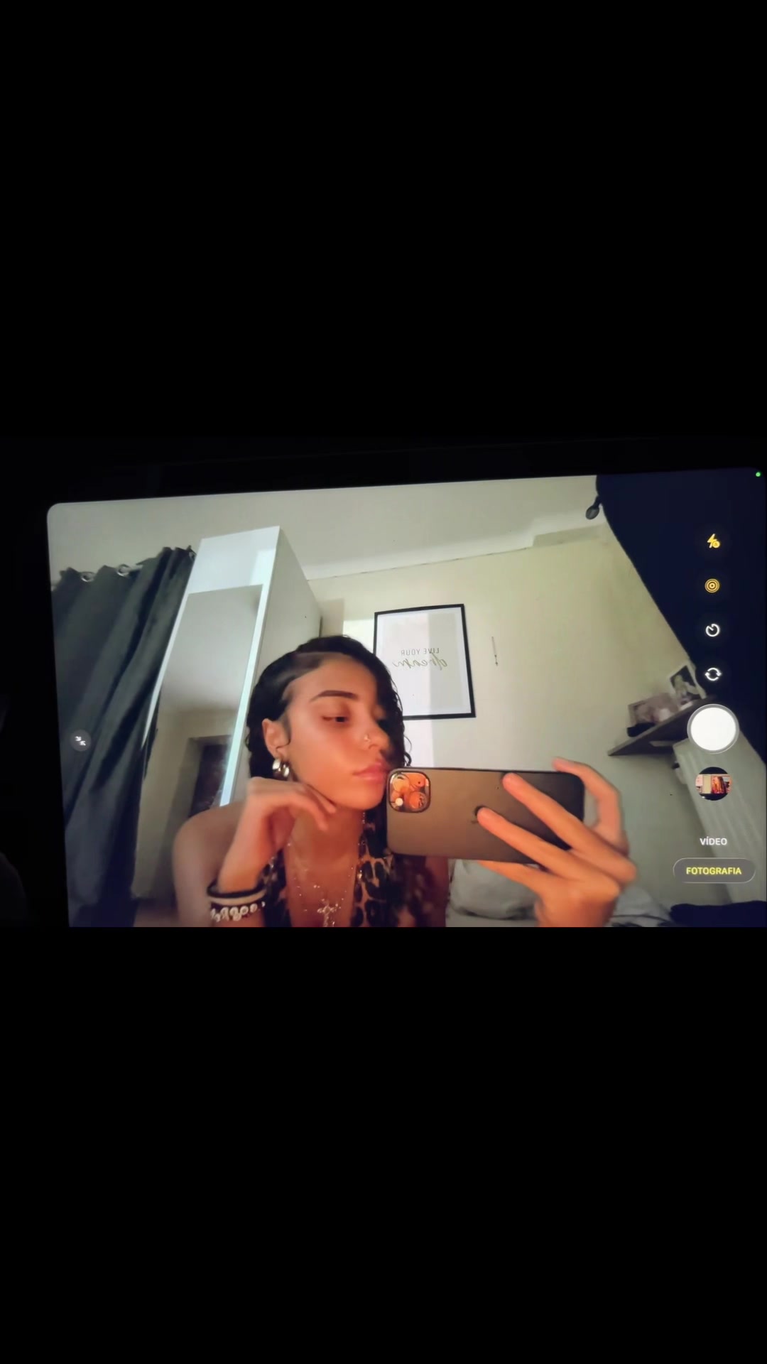 @gabriela