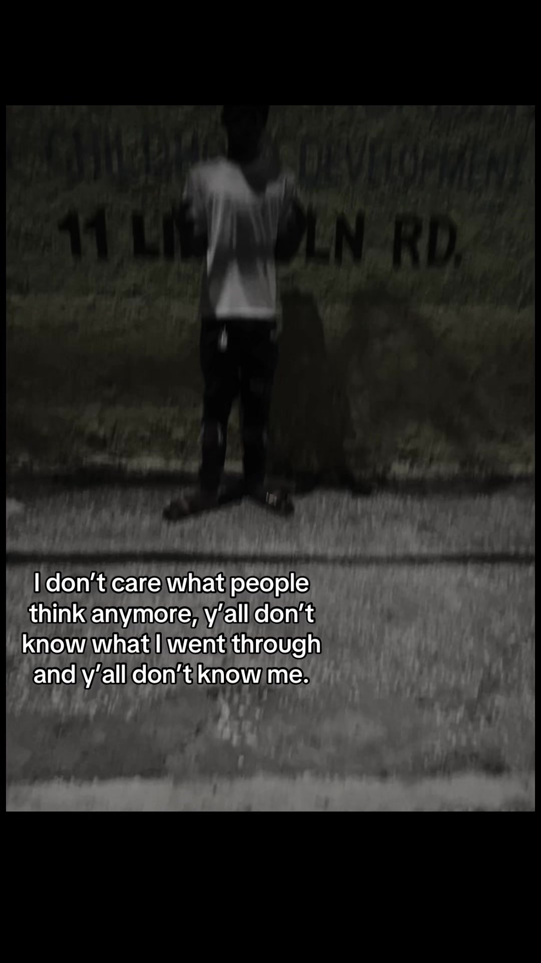 @𝚄𝙽𝙺𝙽𝙾𝚆𝙽 &times;͜&times;