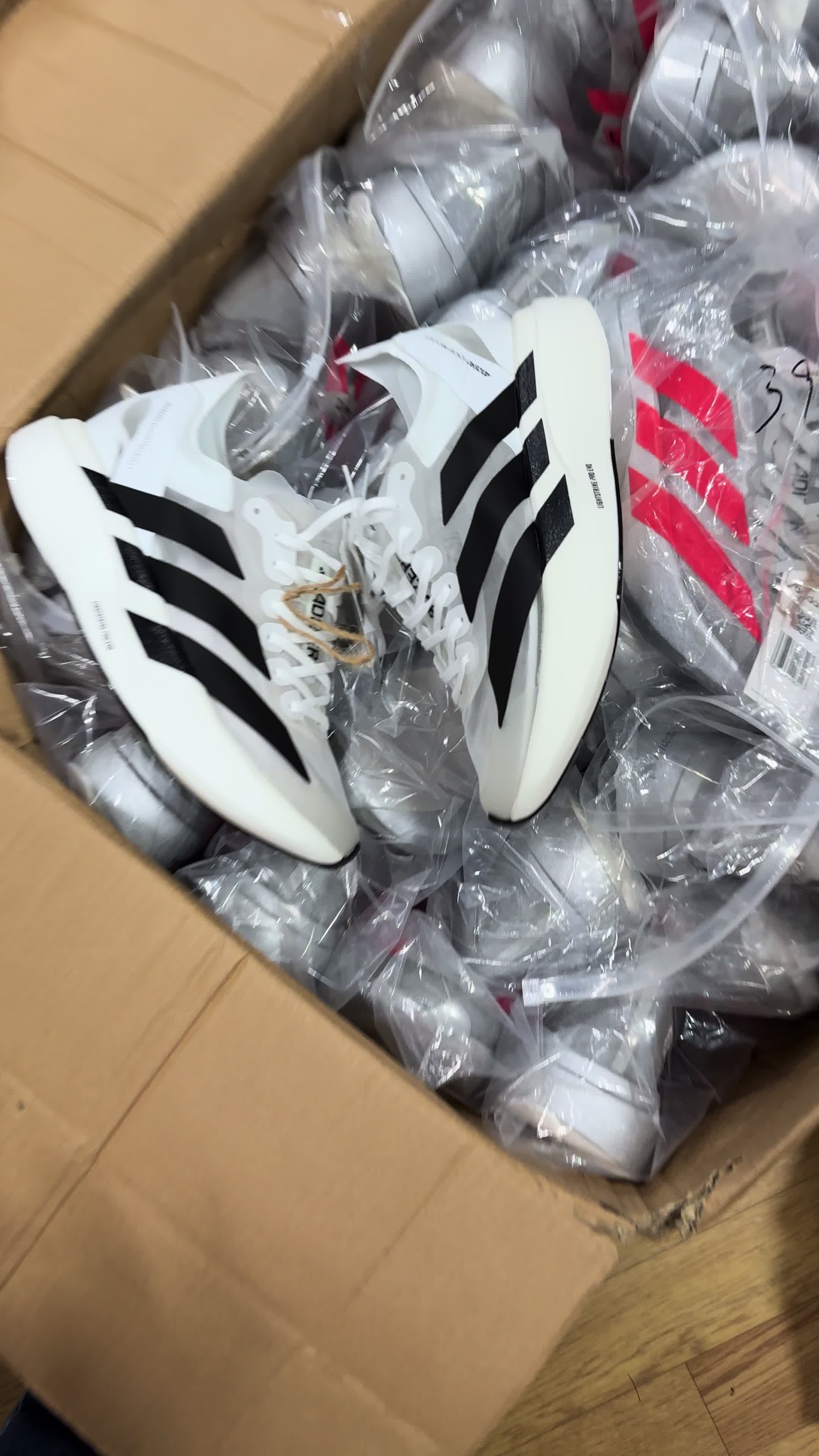 @shoeswholesaler
