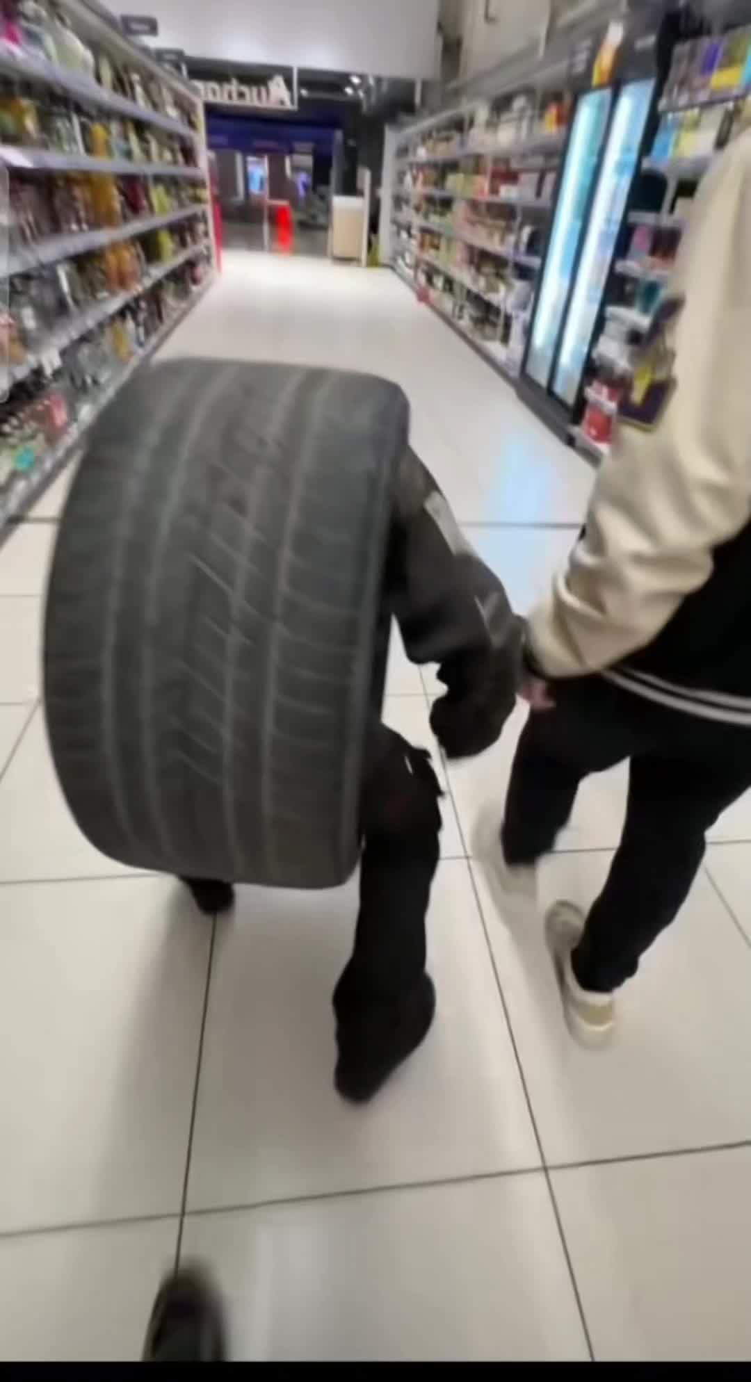 @...