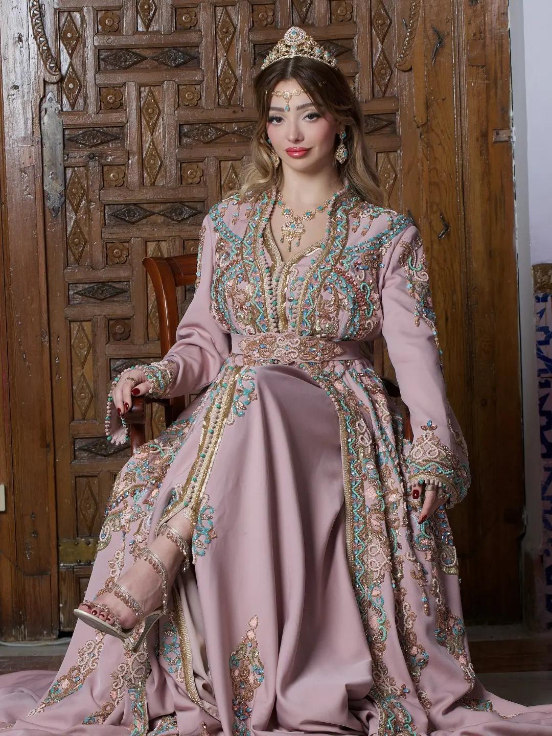 @👑 MOUNA LIMAM FAN 👑