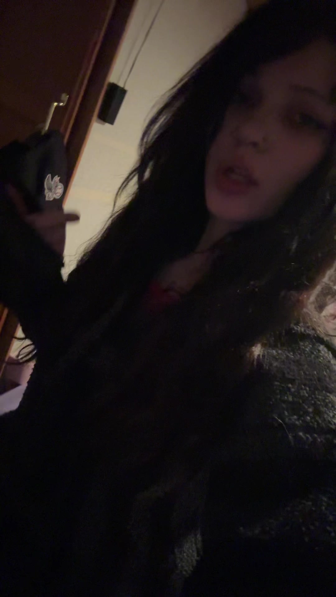@v