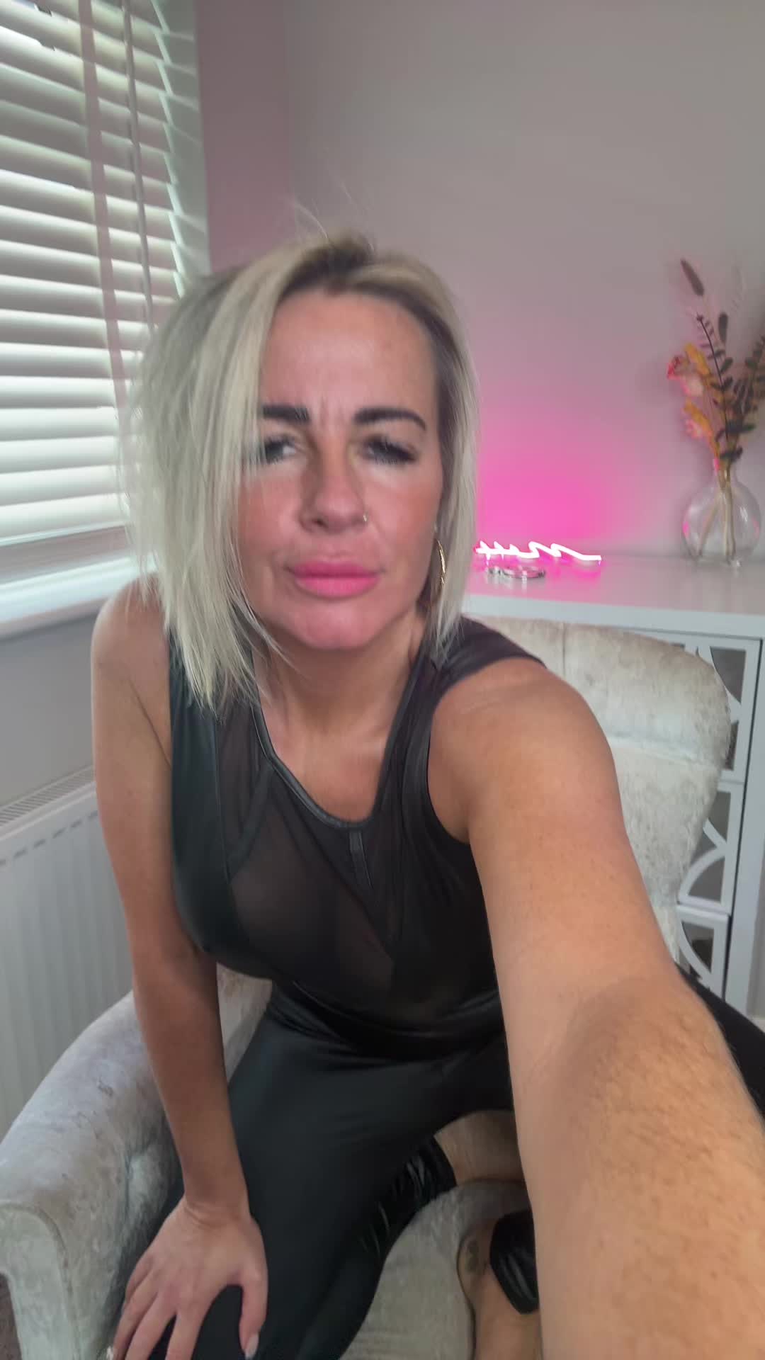 @ItsmyworldM