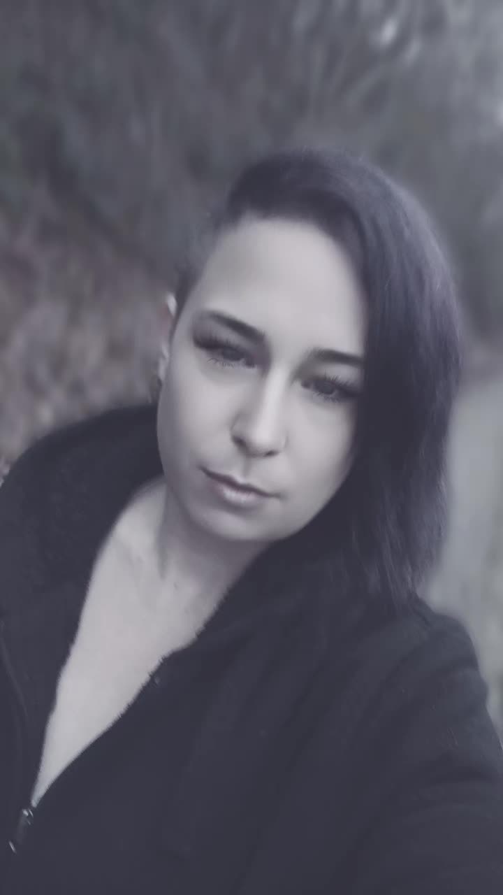 @Maya_0112