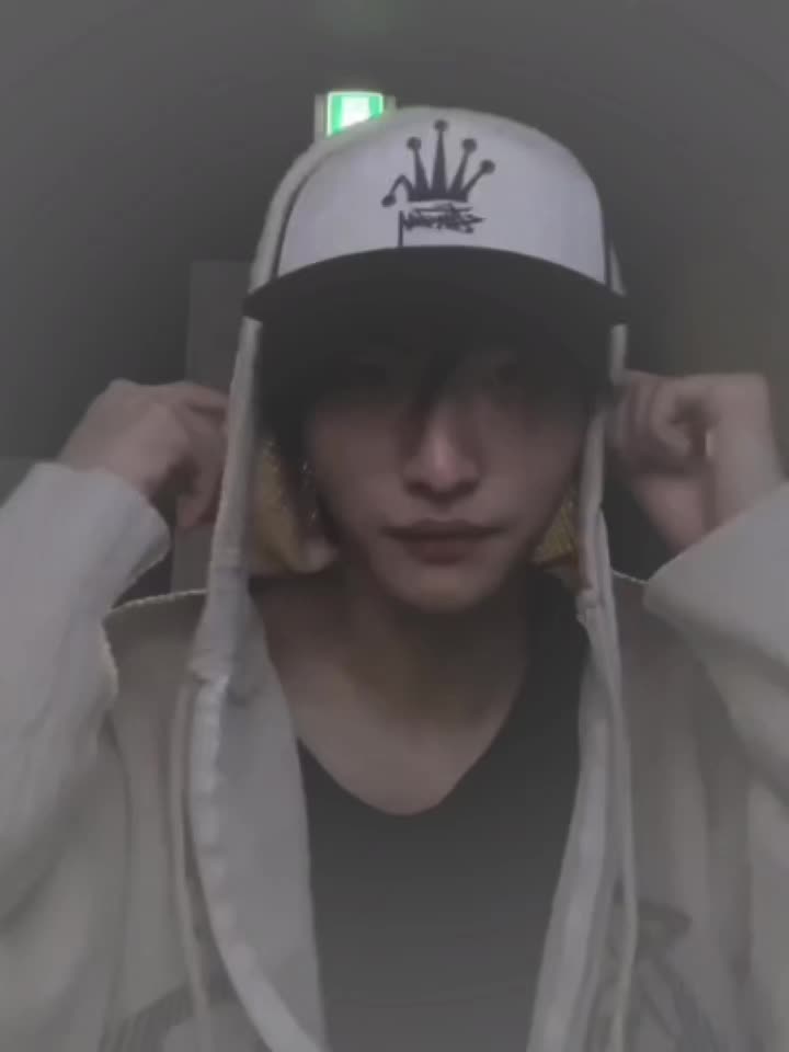 @y᧐ᥙrsᥱᥣfᥲᥴ fᥣ᧐᧐ɗ