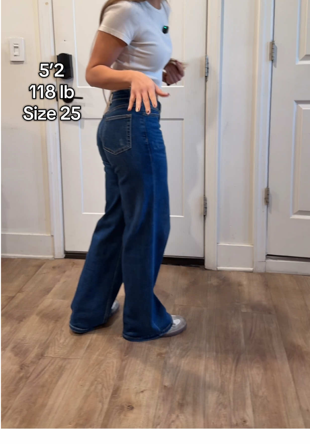 @Bella