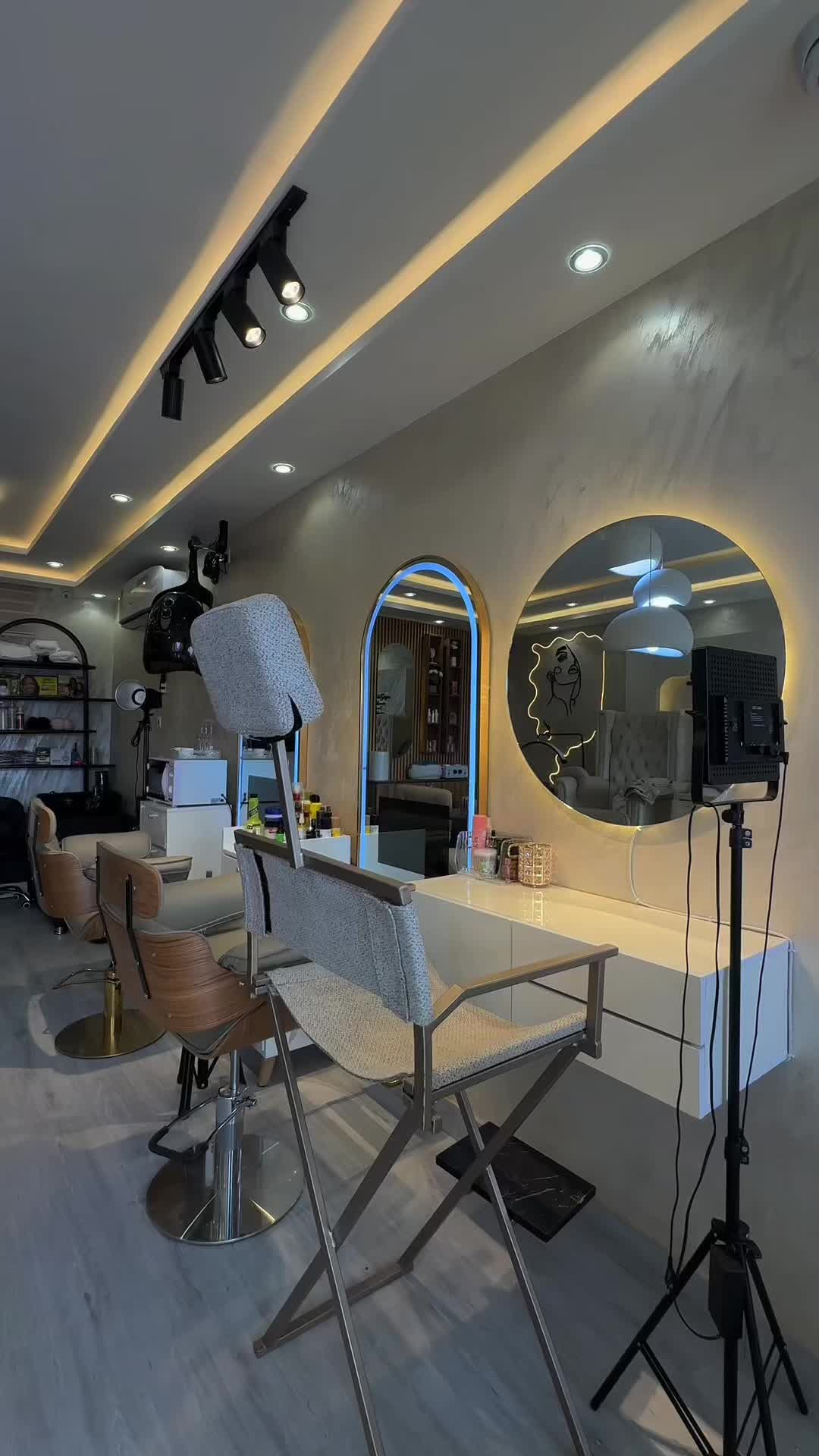 @Glitz&Glam Lounge|Salon&Spa