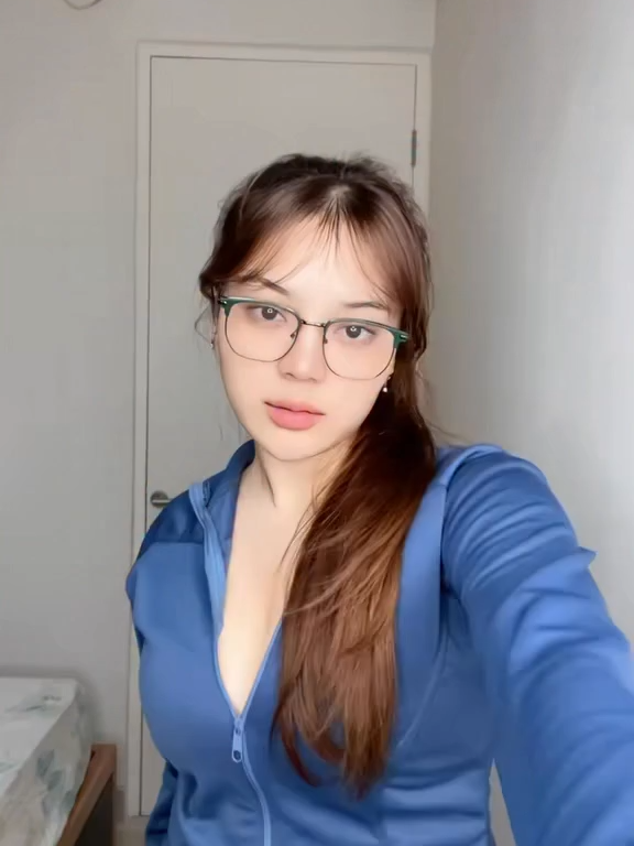 @putrichaniago