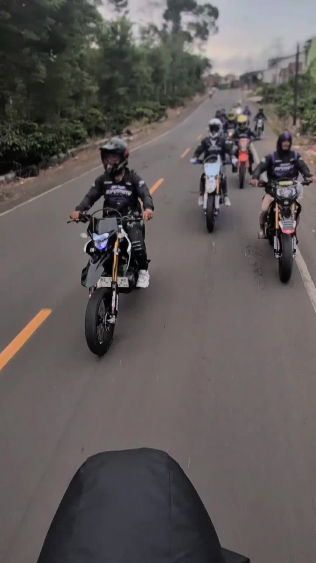 @Brother Supermoto_lambar
