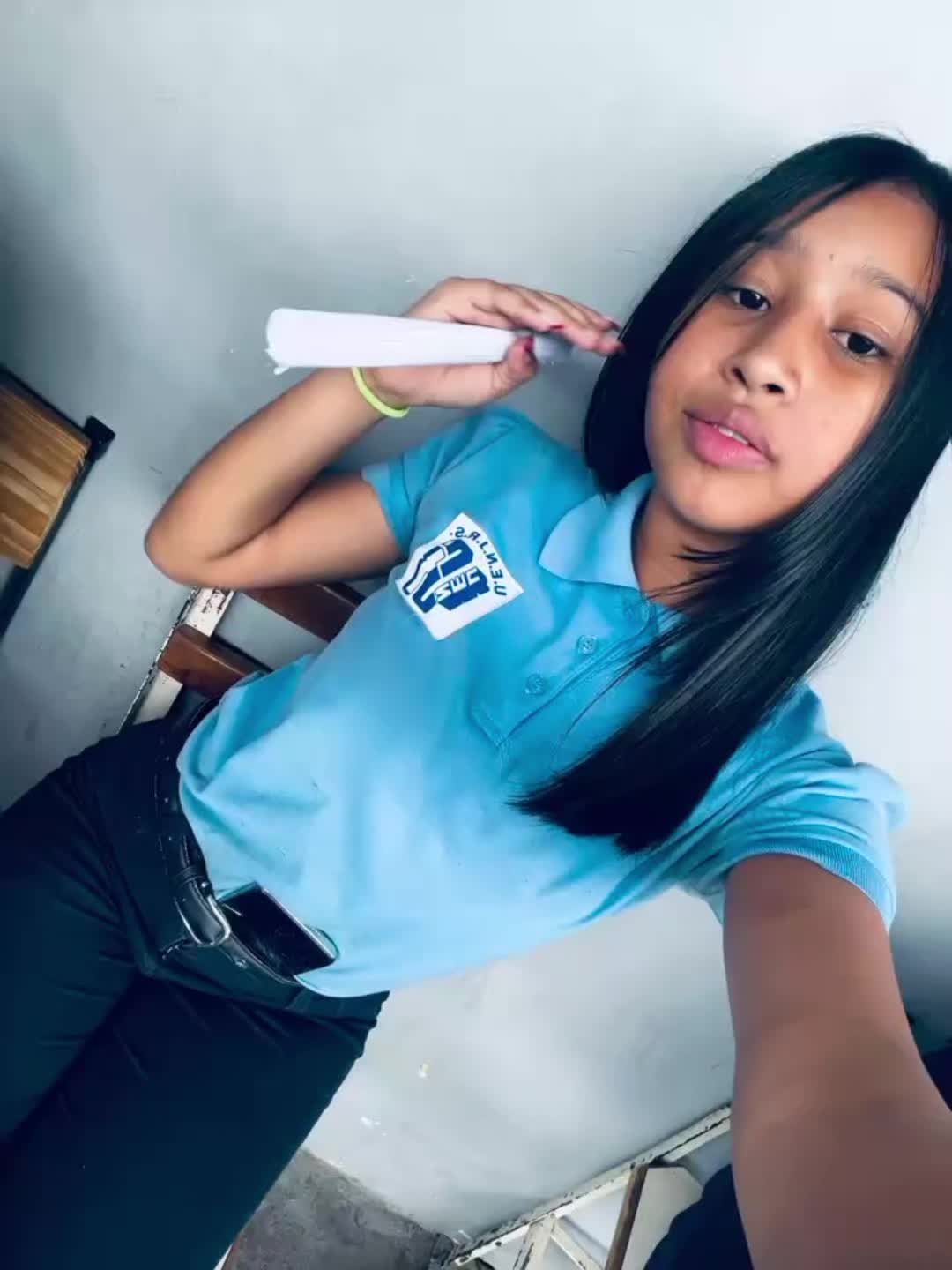 @♛.