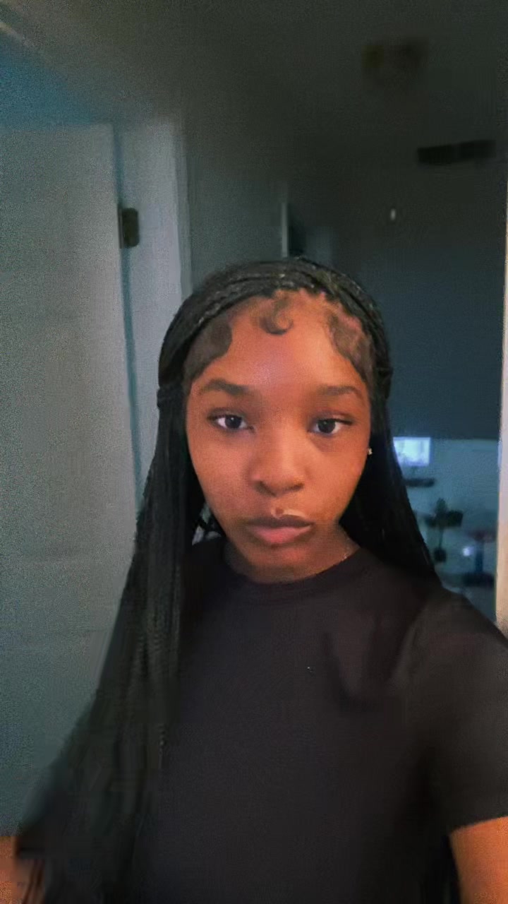 @⃟