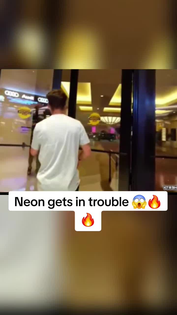 @ViralMoments