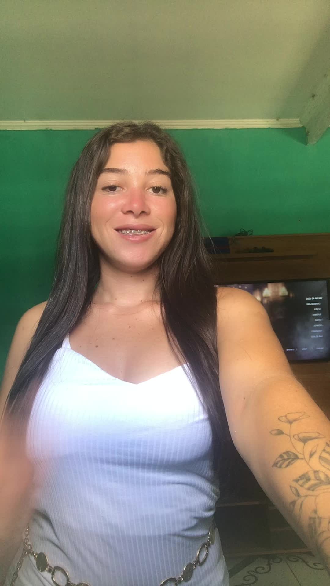 @patyoficial 