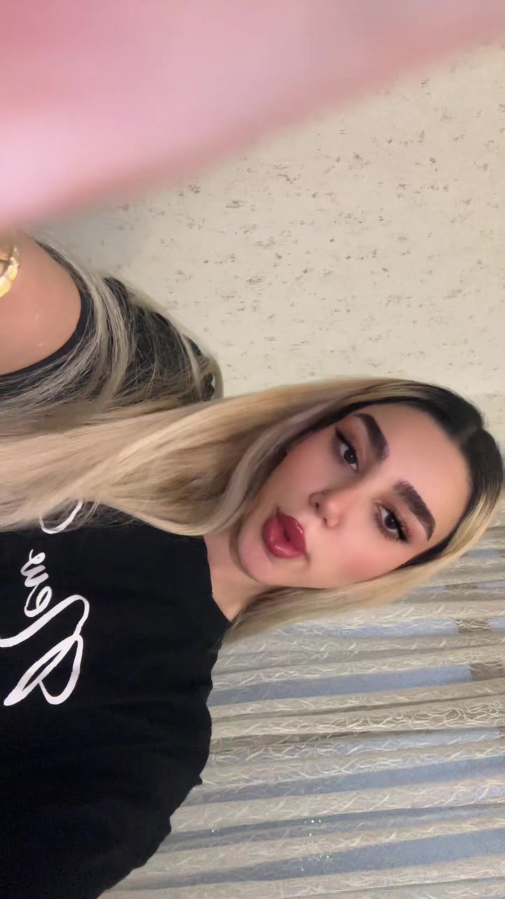 @saraakittyy