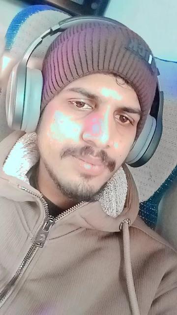 @Yadav jii (UK 🇬🇧)