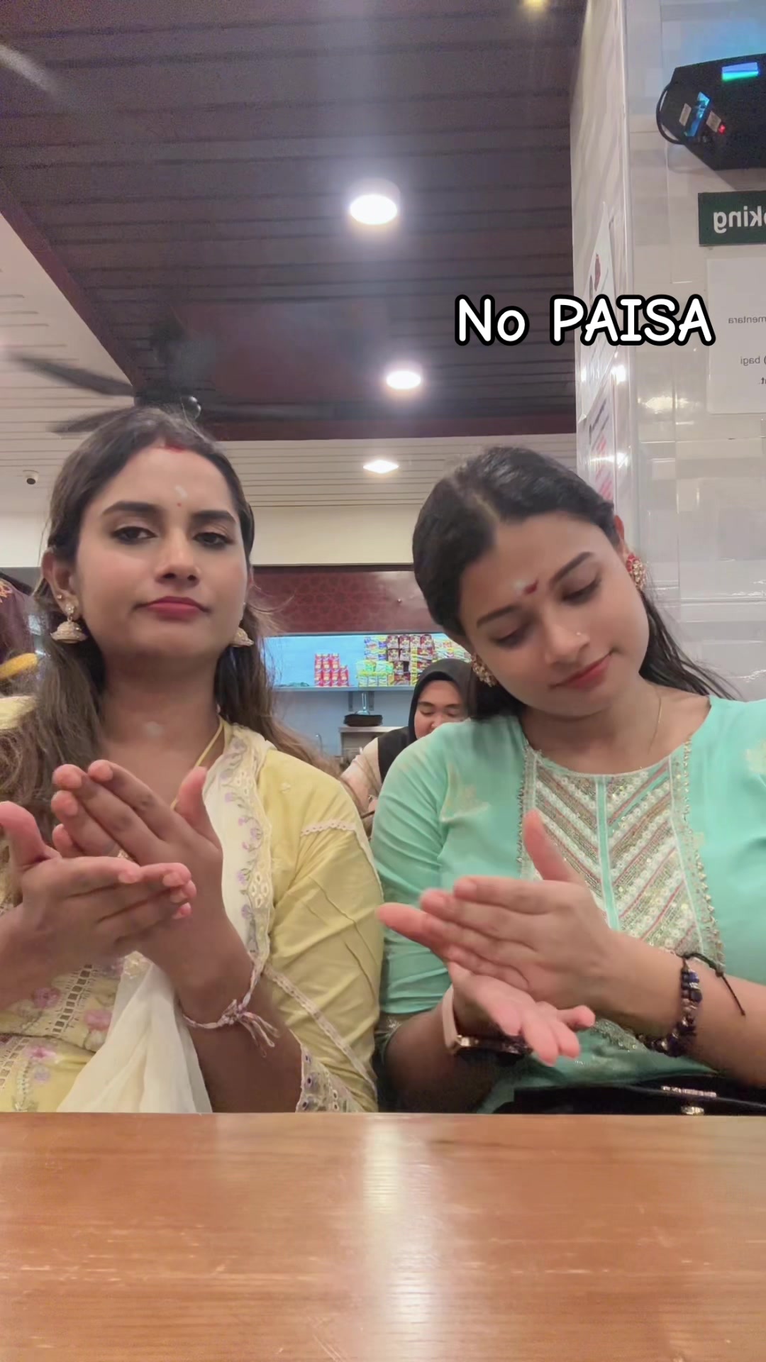 @Smilingpriya5