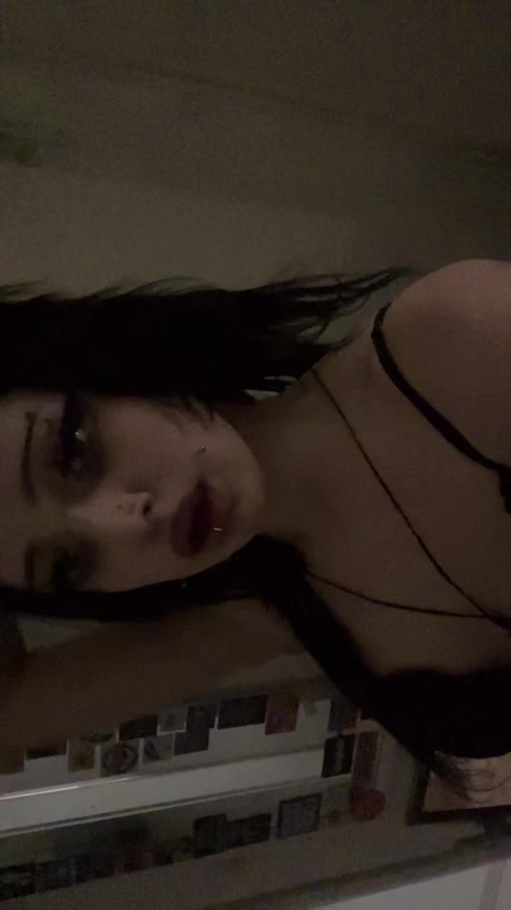 @lily ⛓️🖤