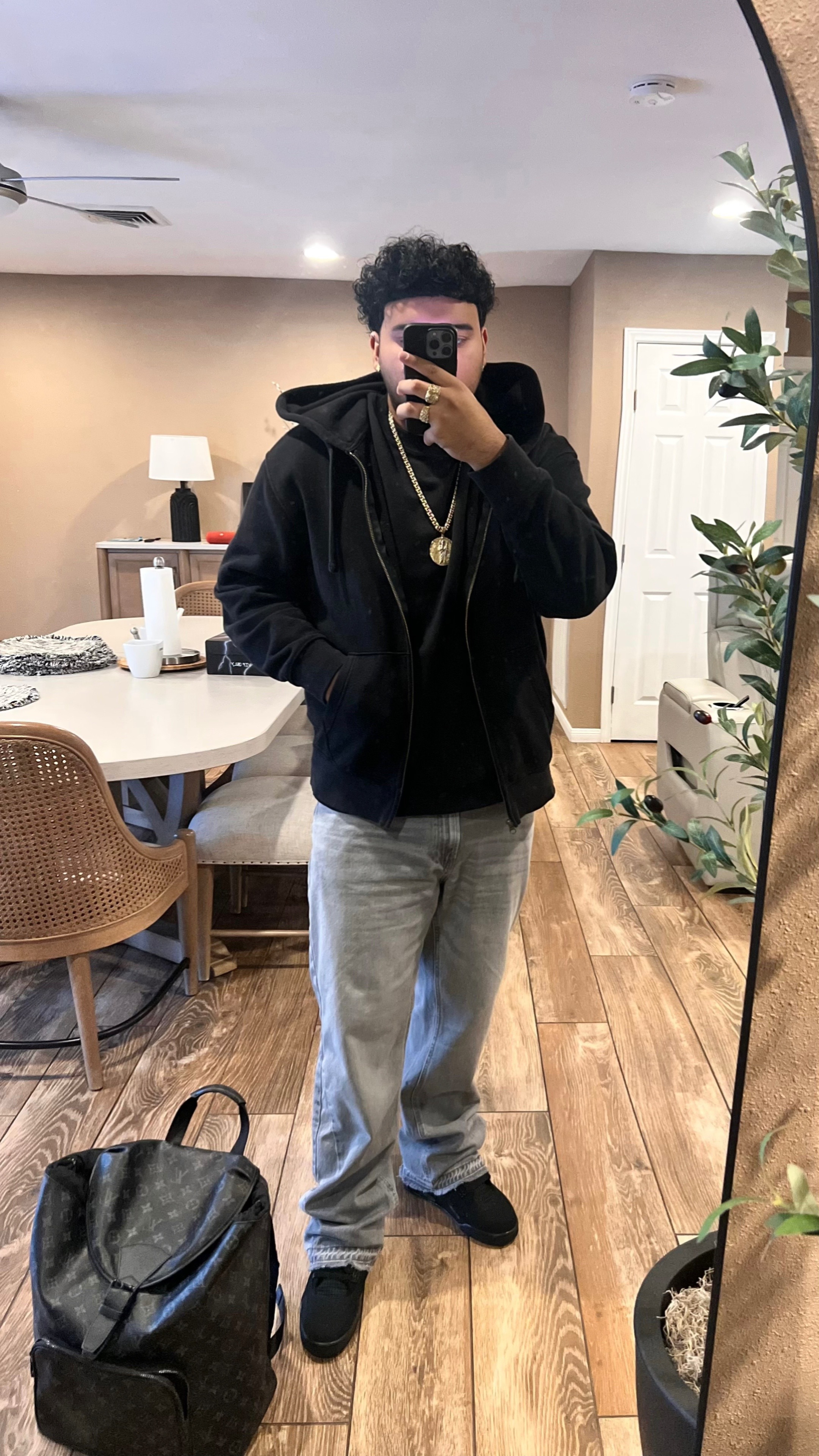 @$