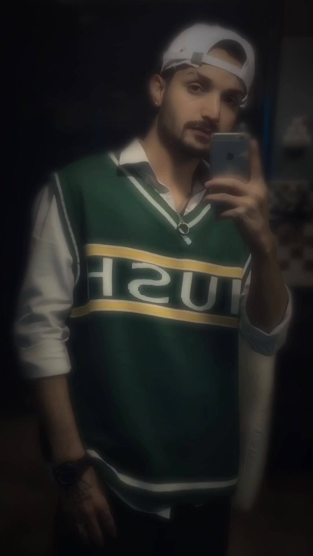 @𝑭𝒂𝒓𝒓𝒊𝒔 𝑨𝒘𝒂𝒂𝒏