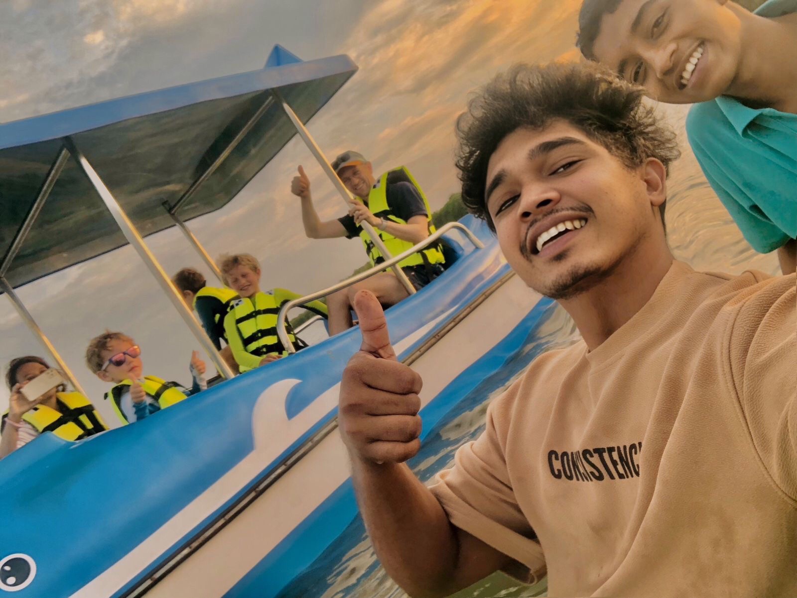 @A S K I 🦋🪐