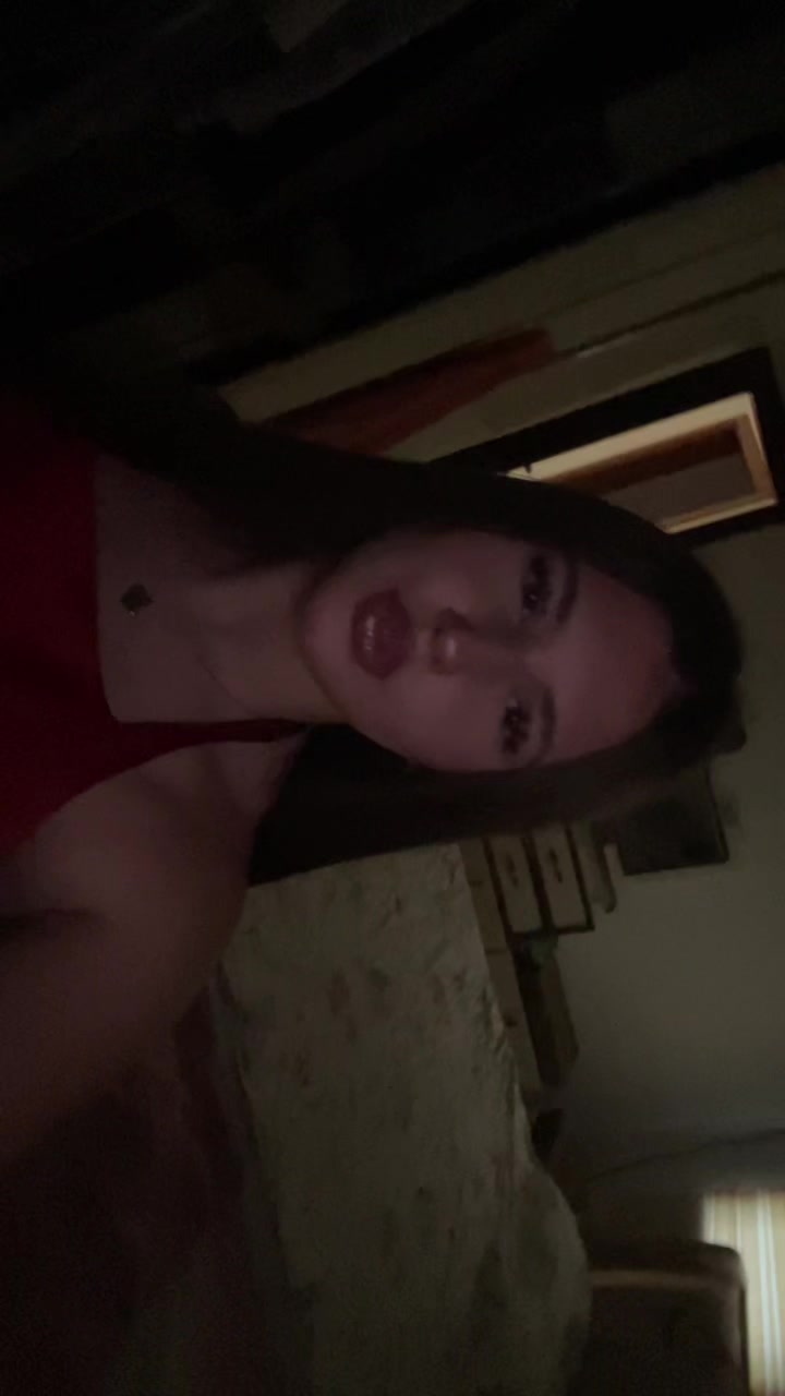 @tua&ntilde;a