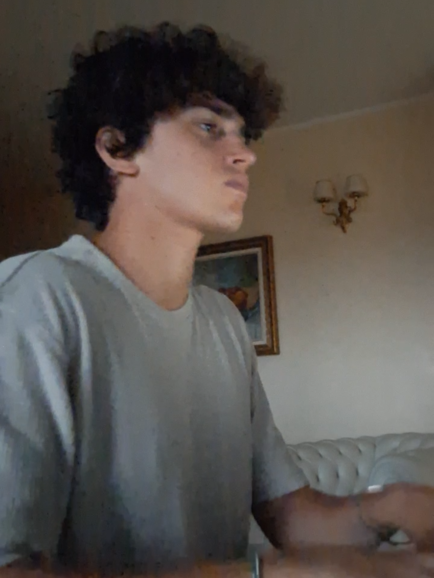 @Alessandro_