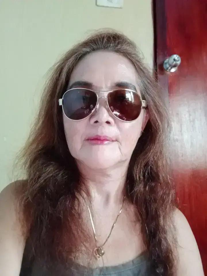 @rebeccabegosatiktok.com/@rebec