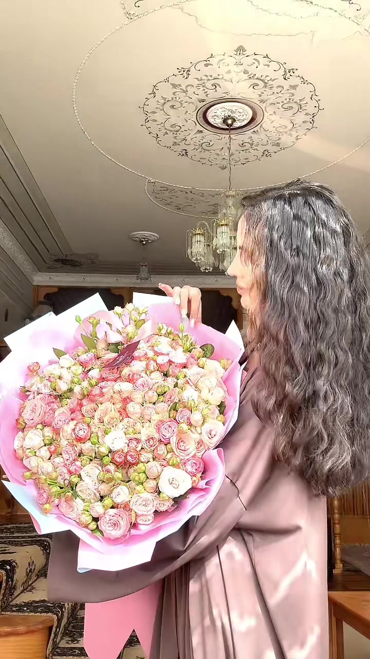 @maneegis
