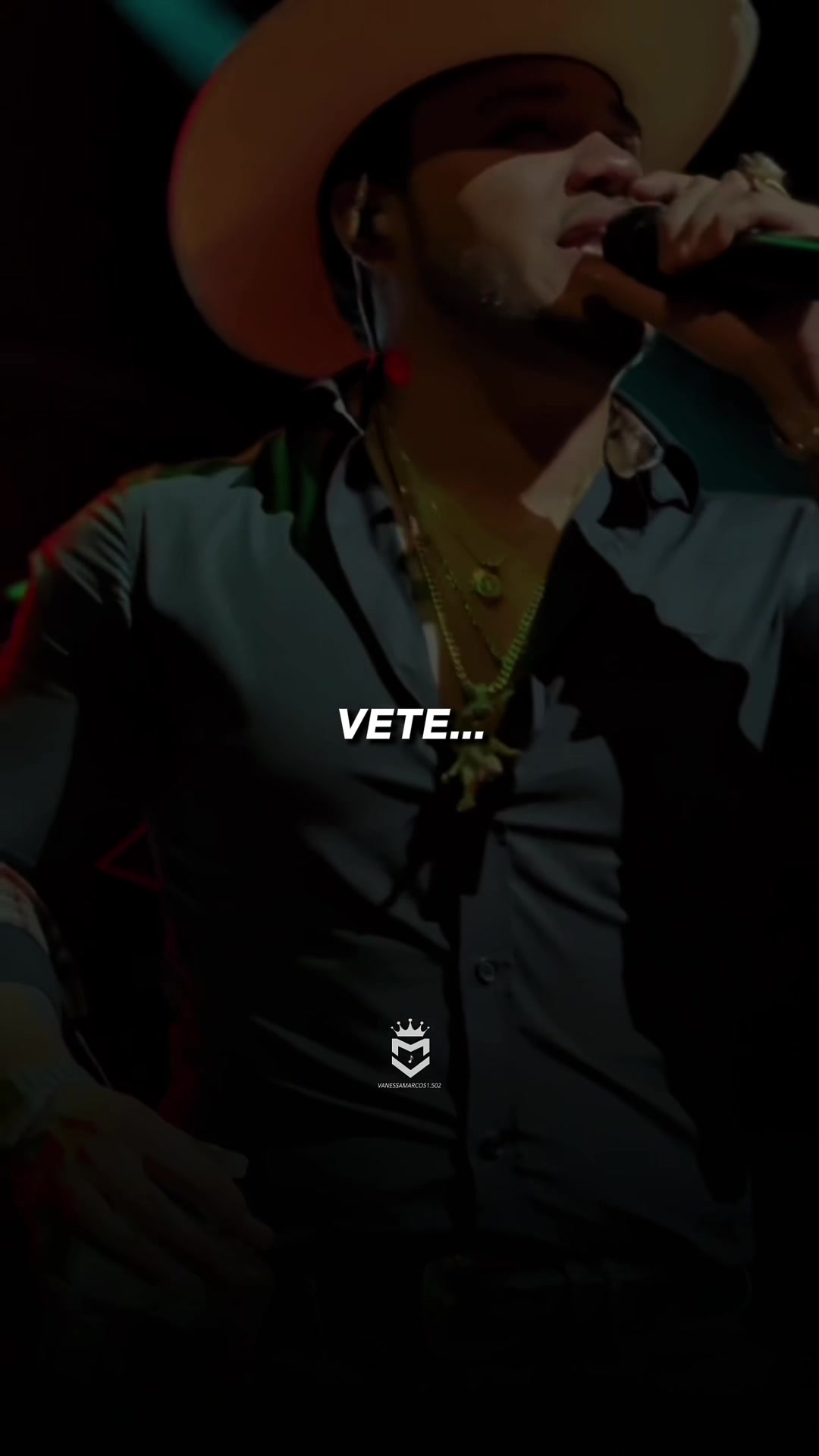 @🖤