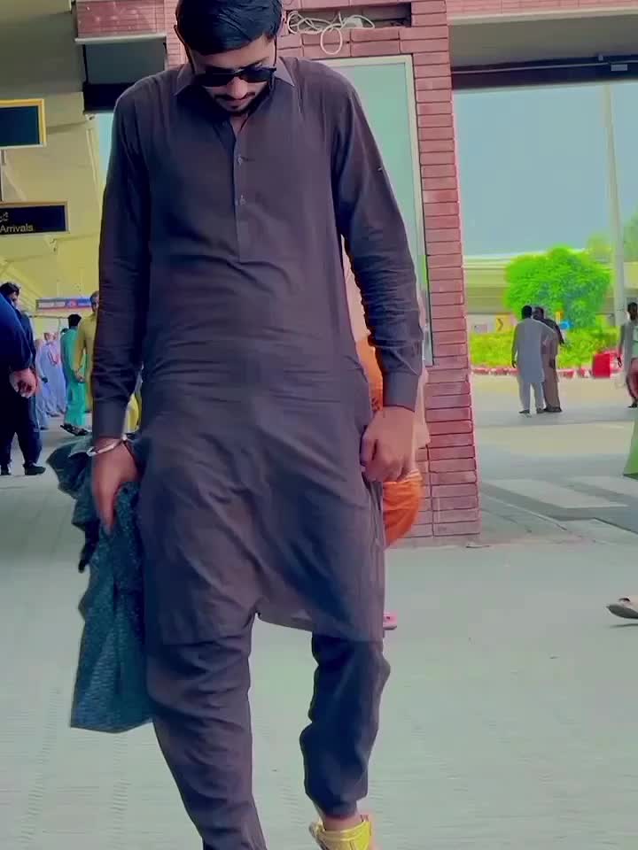 @ضلعے شاہ🧔🇸🇦