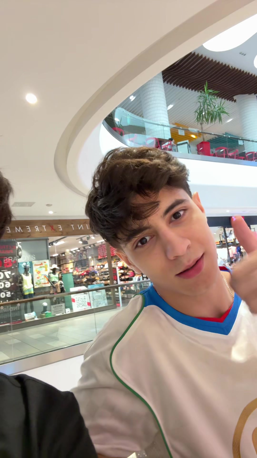 @Vierasien