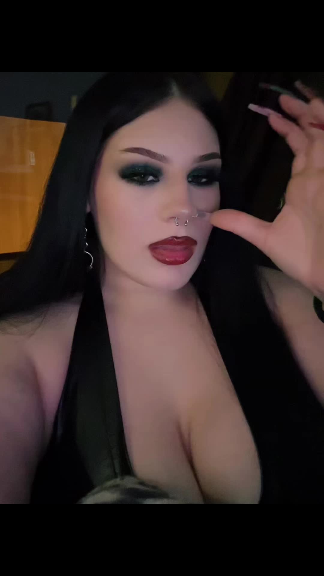 @𝗏𝖾𝗇𝗑𝗌
