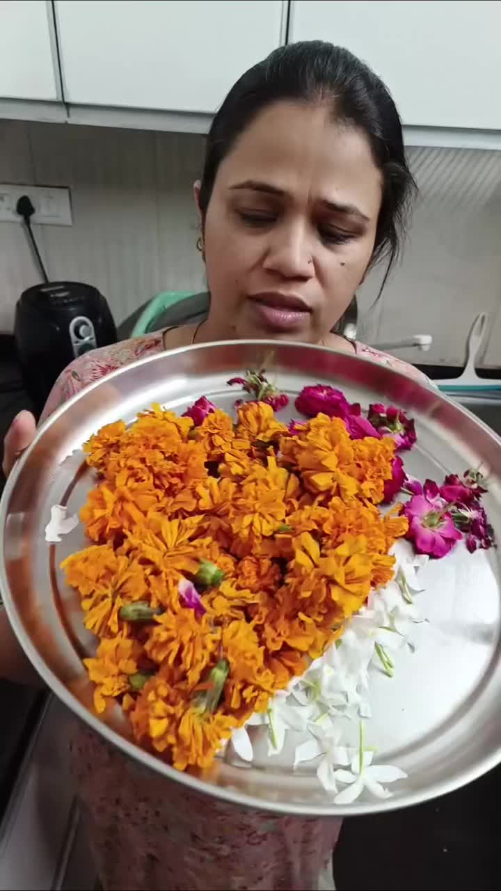 @𝗔𝘆𝗲𝘀𝗵𝗮 🇵🇰