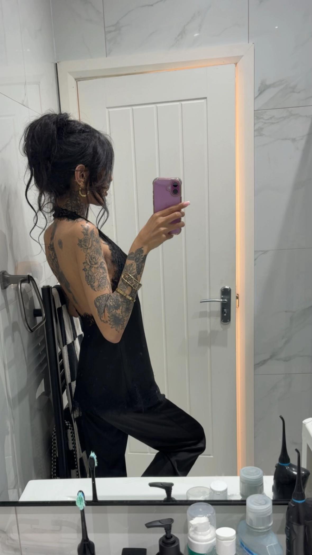 @sarahaliofficial___