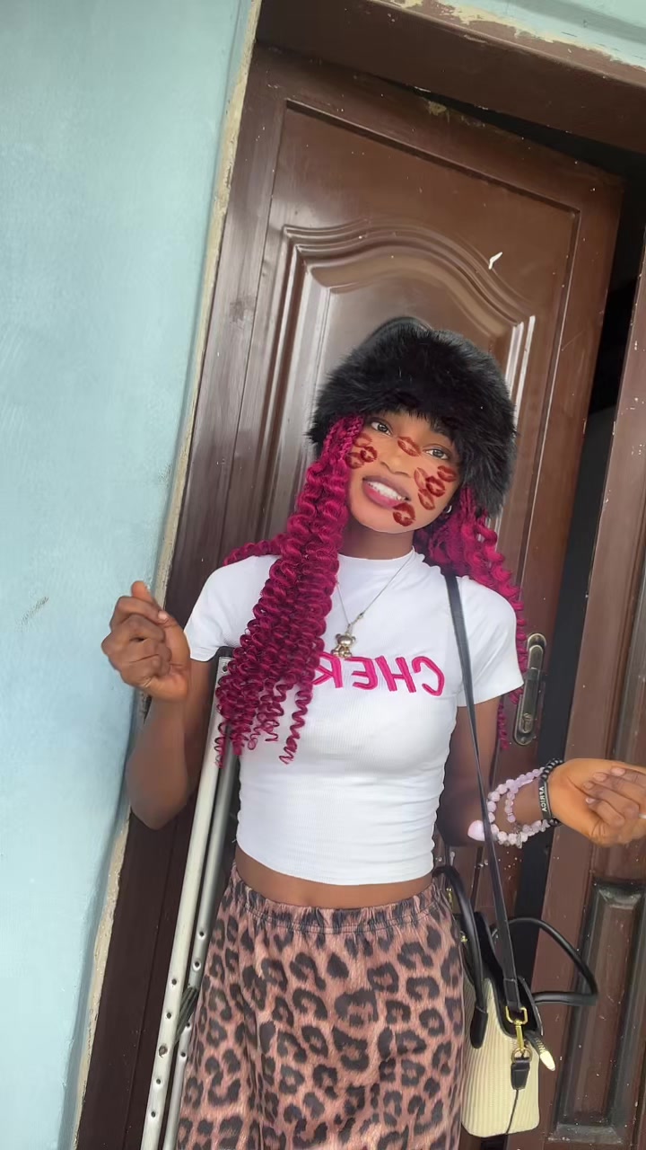 @Eniola🤍🦋!