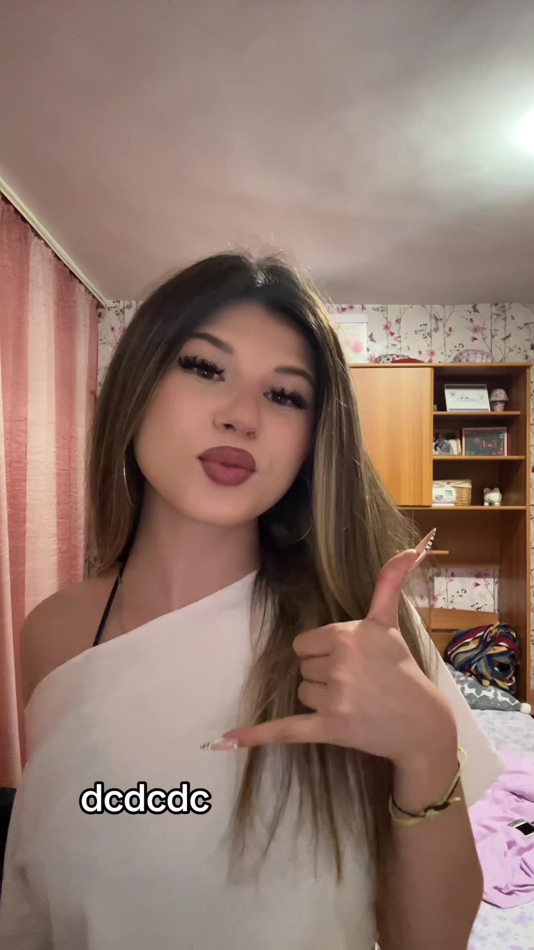 @<3
