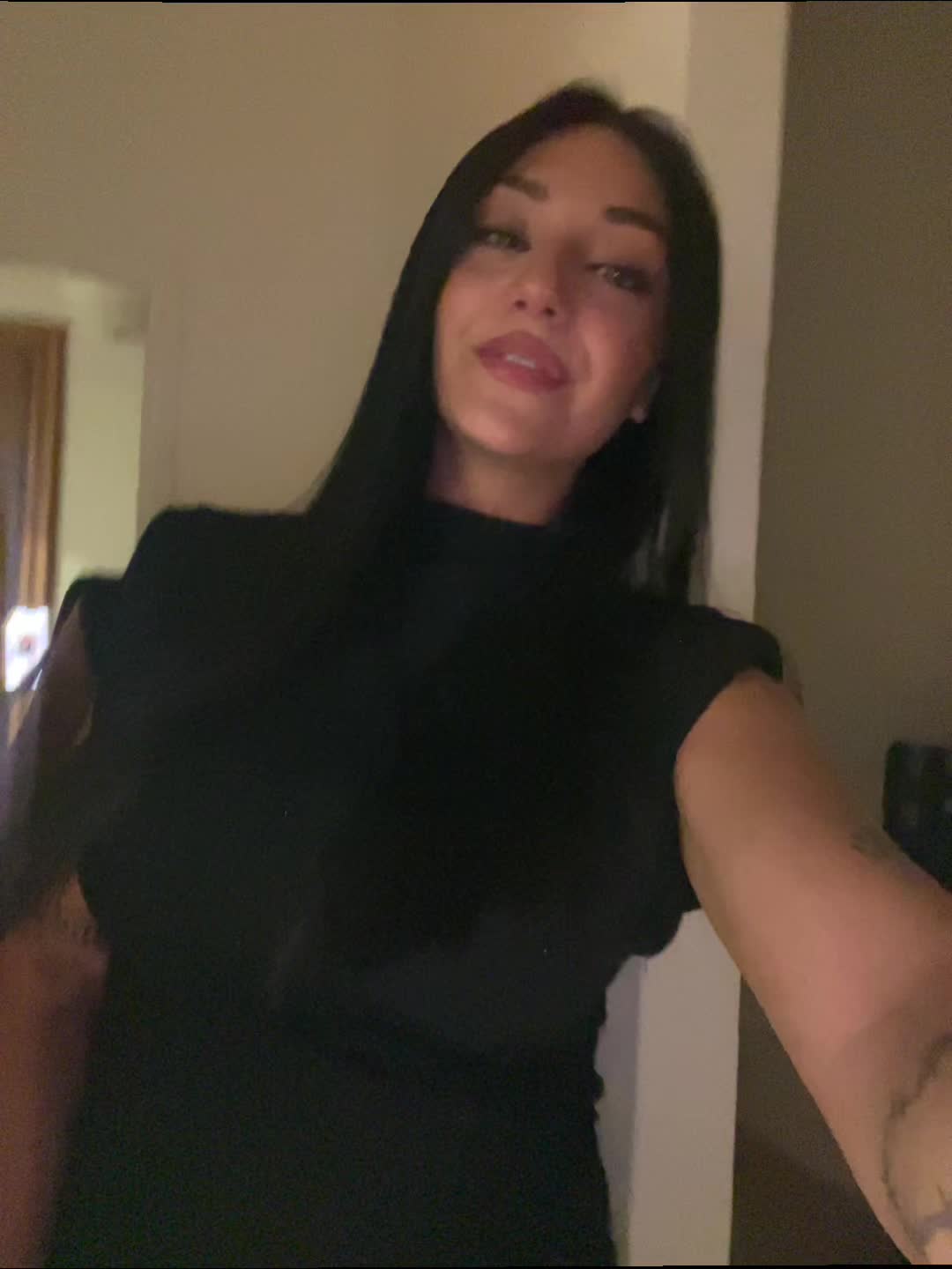@Paola 🦂