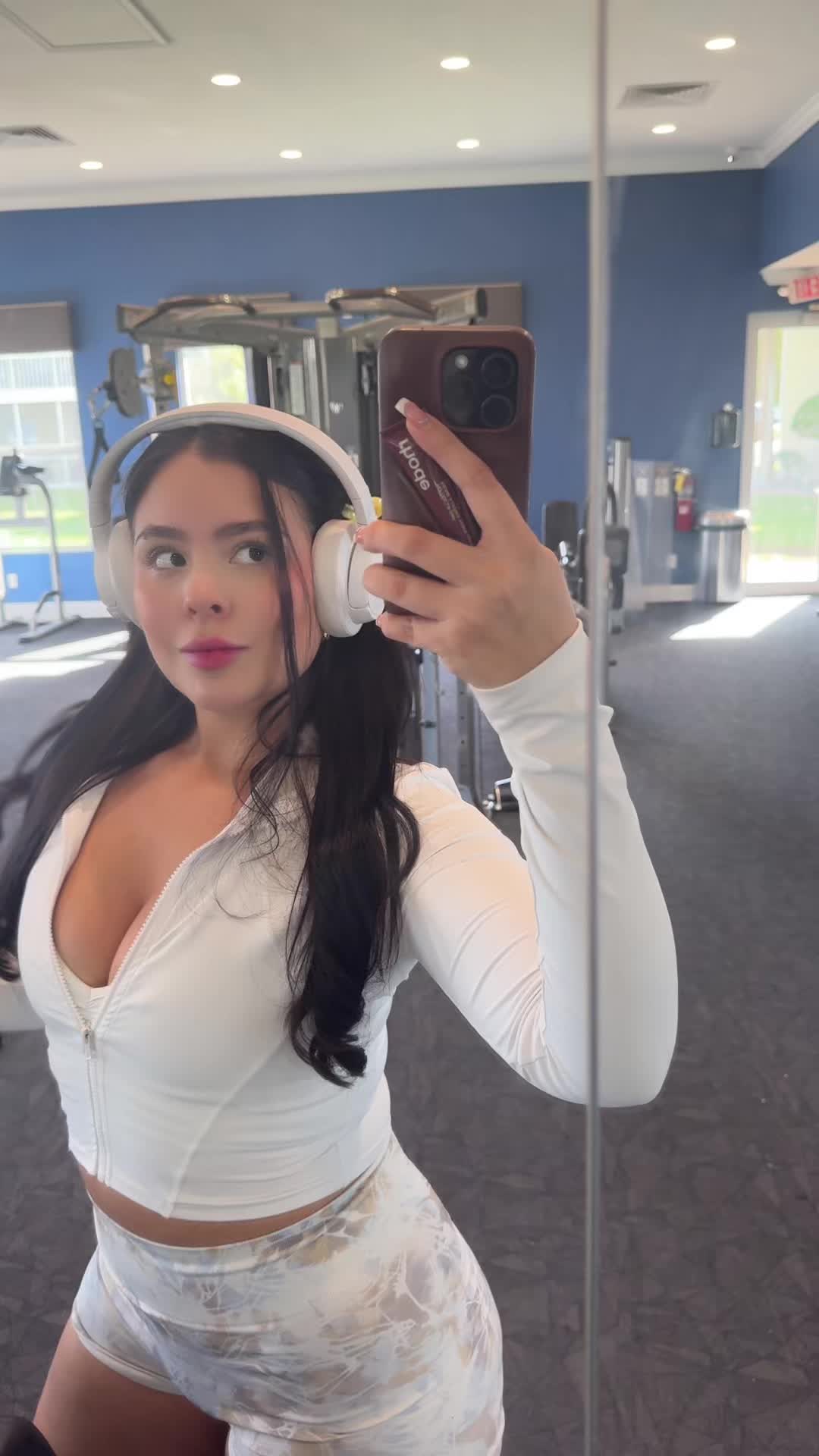 @Maria jose Agudelo m