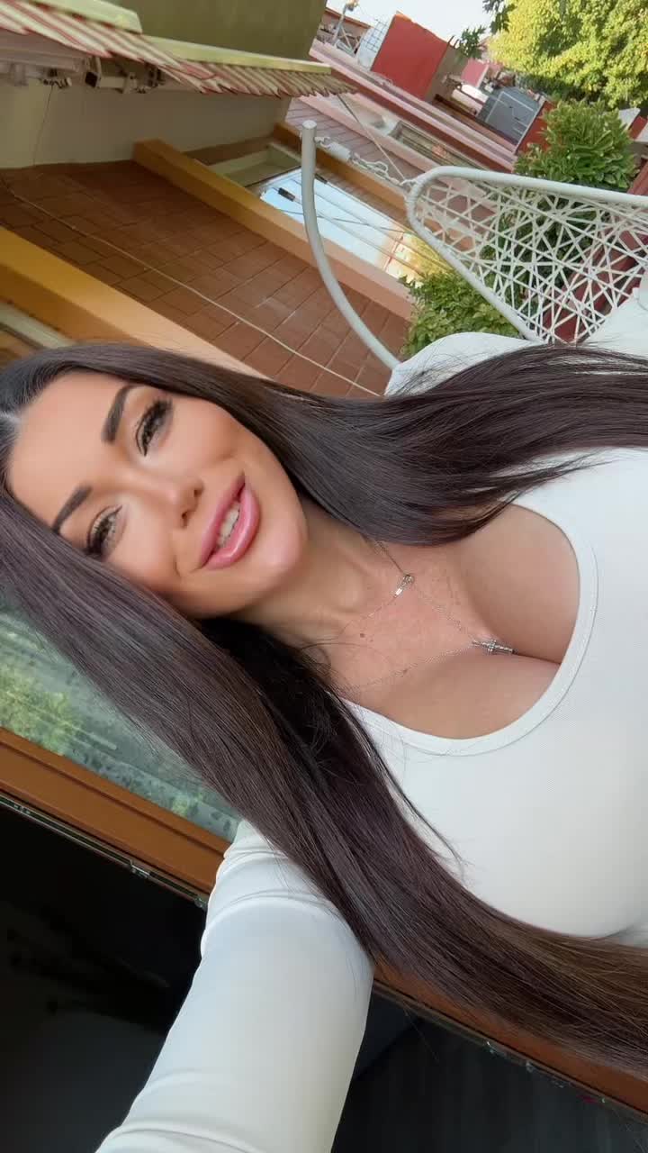 @Valentina