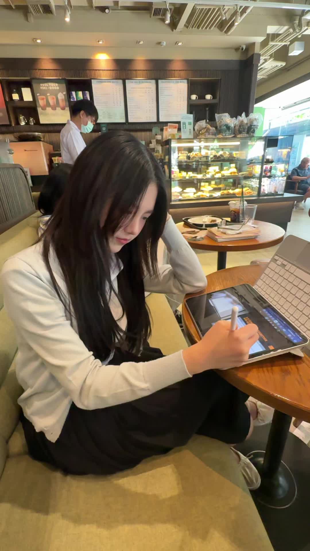@นวยจวย💅🏻