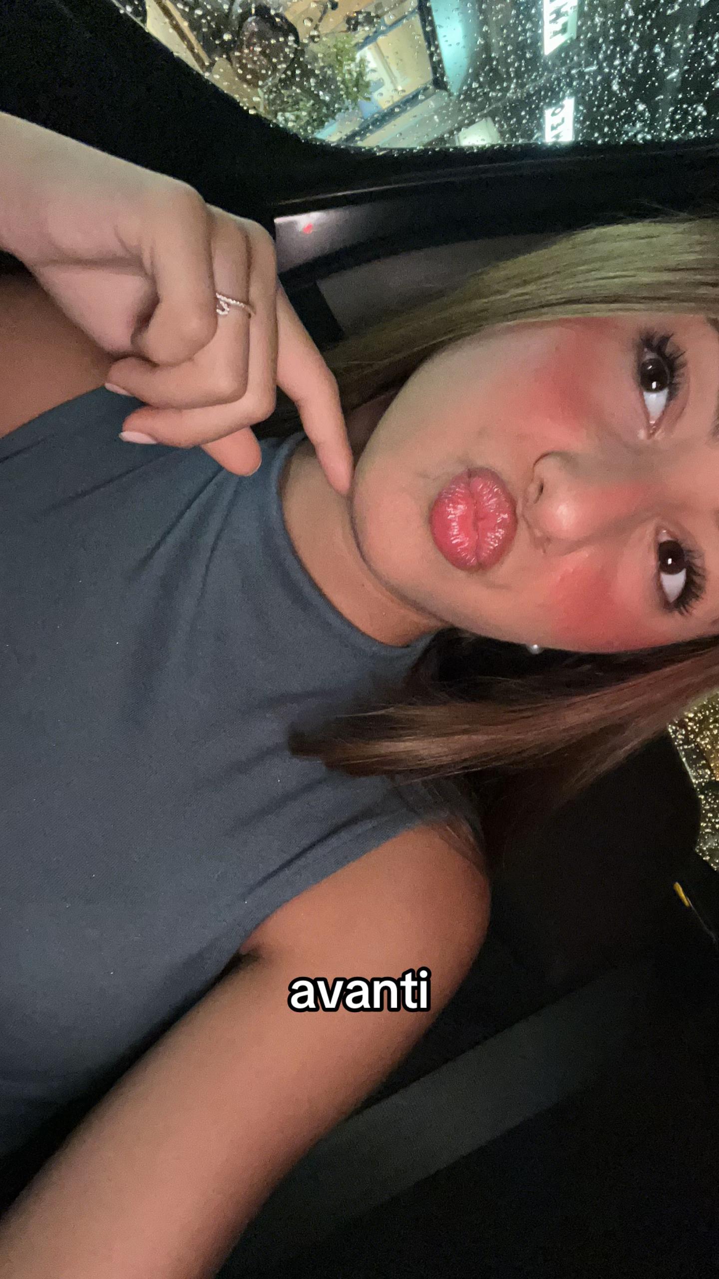 @emmuxclose