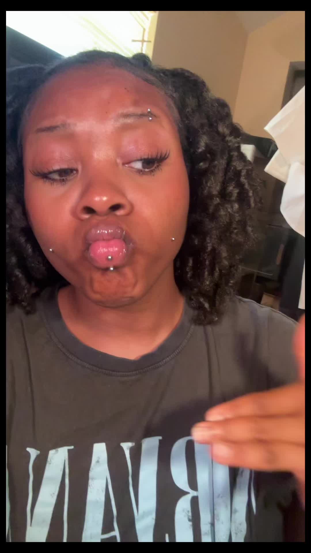 @Shola🧚🏾&zwj;♀️ | Content Creator