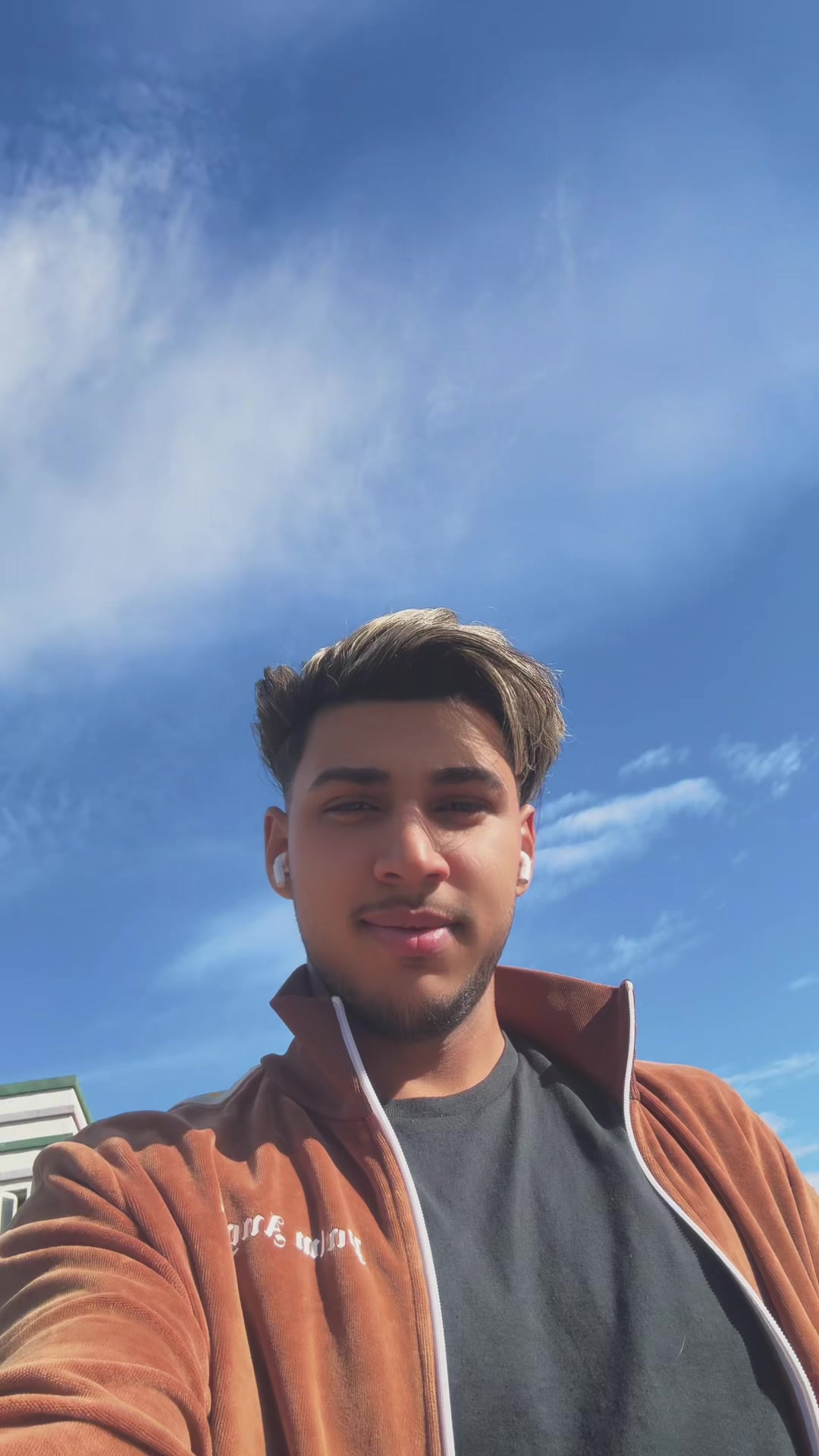 @Robert ionita❤️🤴