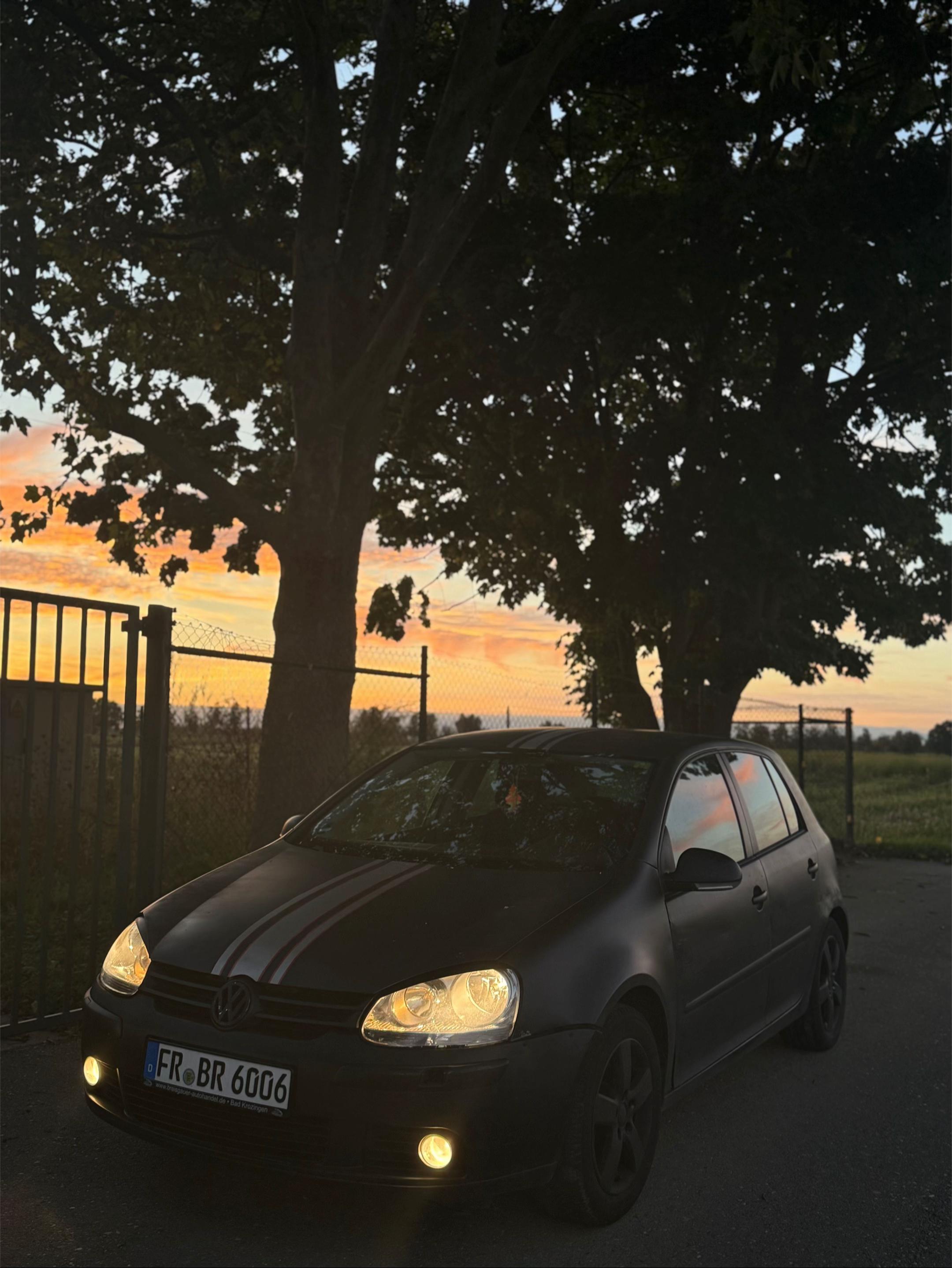 @𝕃𝕒𝕟𝕕𝕚🇩🇪🇽🇰