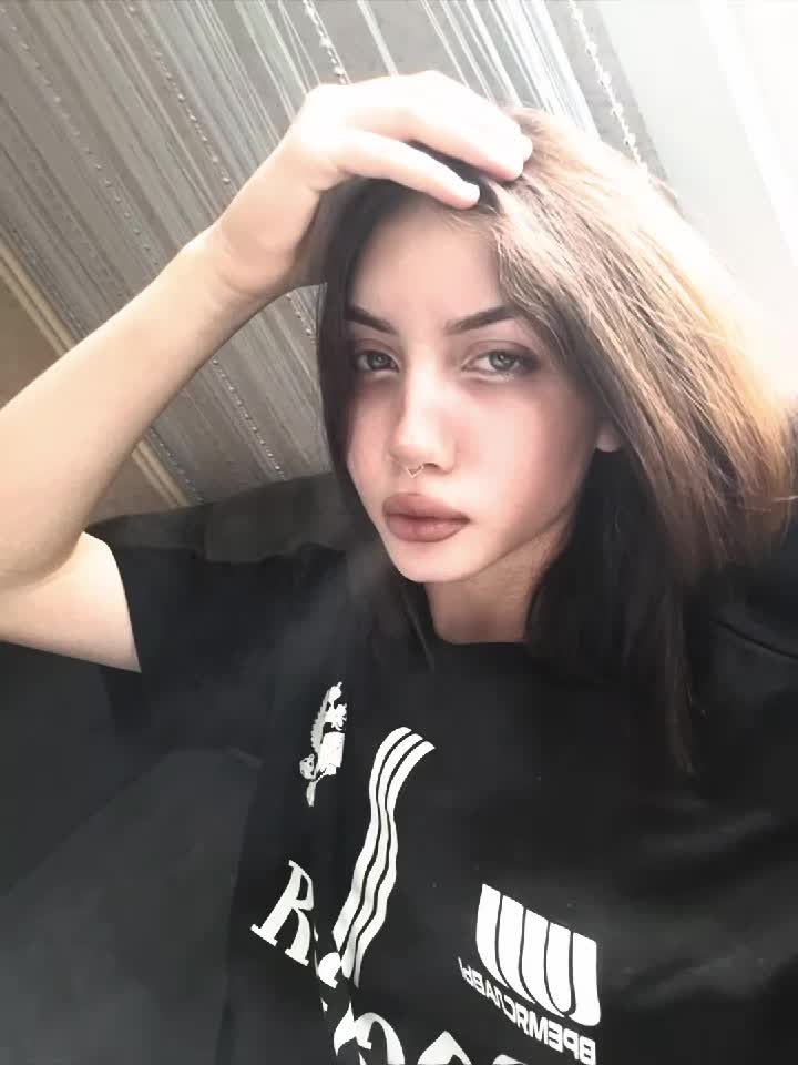 @🖤