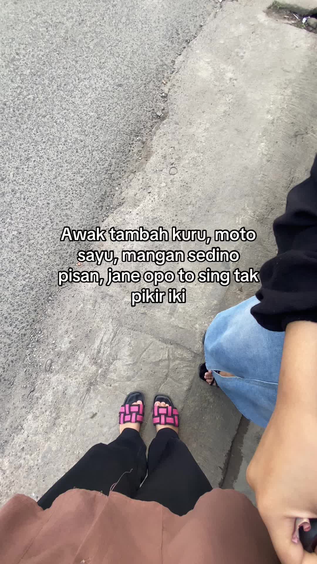 @🎬