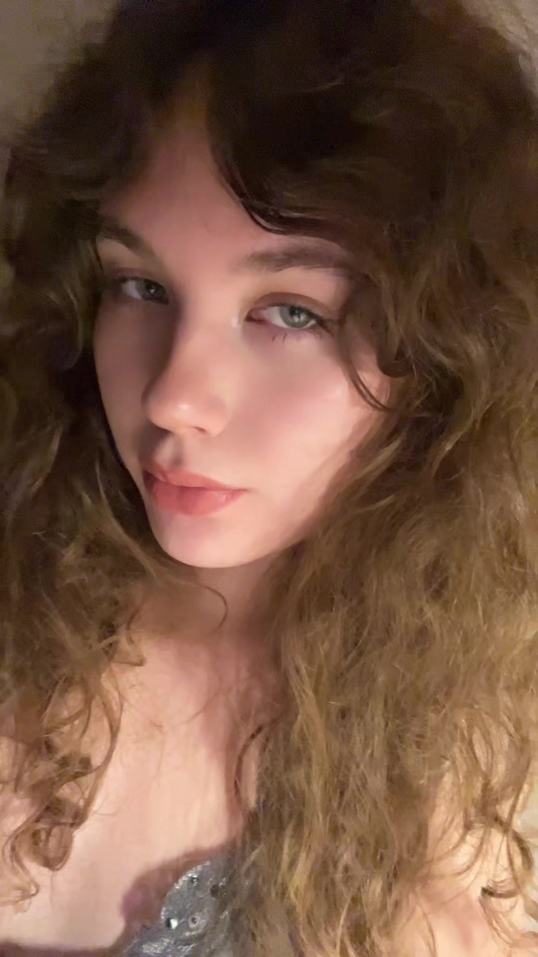 @нюта ୨୧